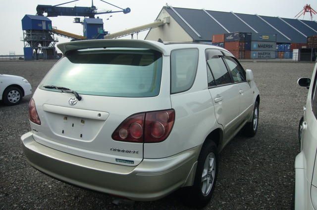 1998 Toyota Harrier