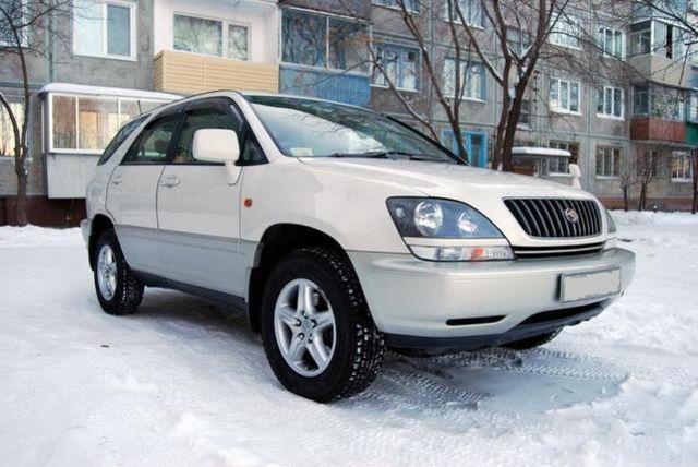 1998 Toyota Harrier