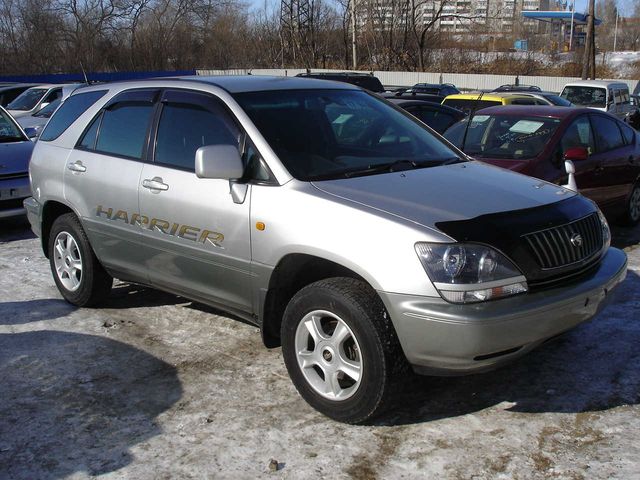 1998 Toyota Harrier