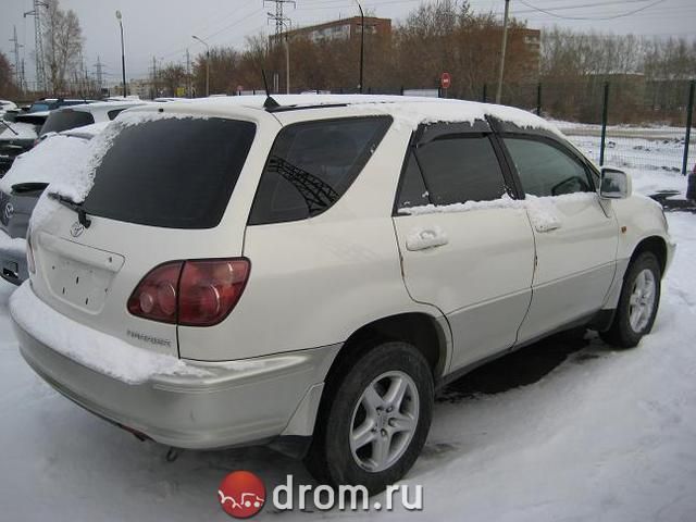 1998 Toyota Harrier