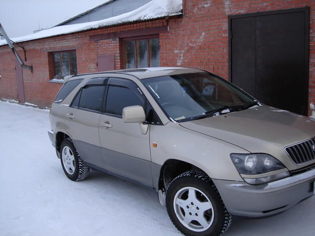 1998 Toyota Harrier