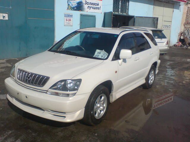 1998 Toyota Harrier