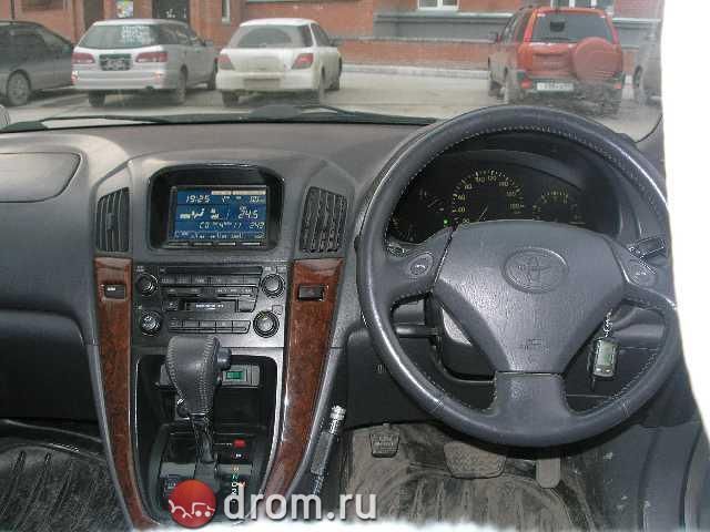 1998 Toyota Harrier