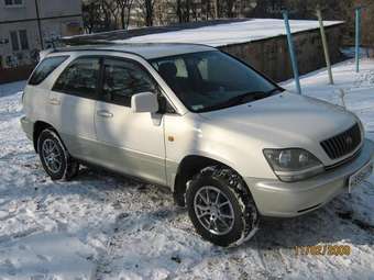 1998 Toyota Harrier