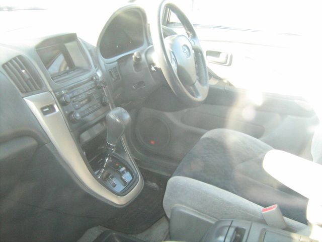 1998 Toyota Harrier