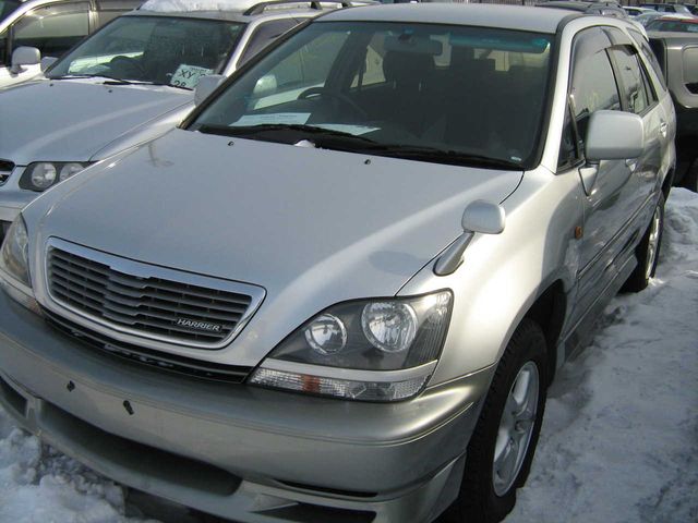 1998 Toyota Harrier