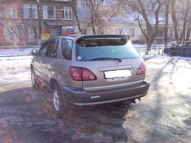 1998 Toyota Harrier