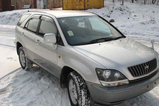 1998 Toyota Harrier