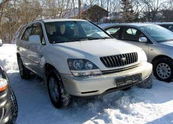 1998 Toyota Harrier