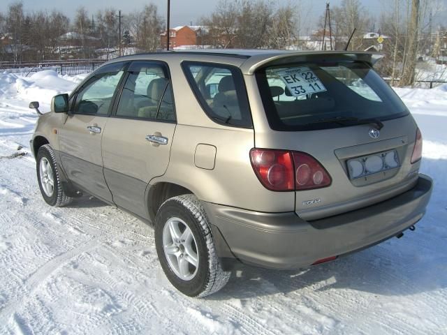 1998 Toyota Harrier