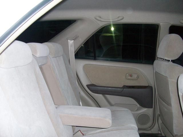 1998 Toyota Harrier