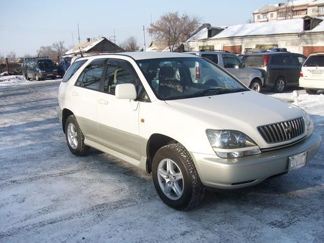 1998 Toyota Harrier