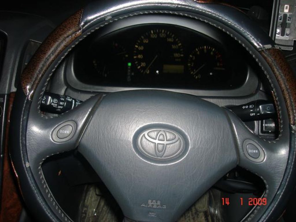 1998 Toyota Harrier