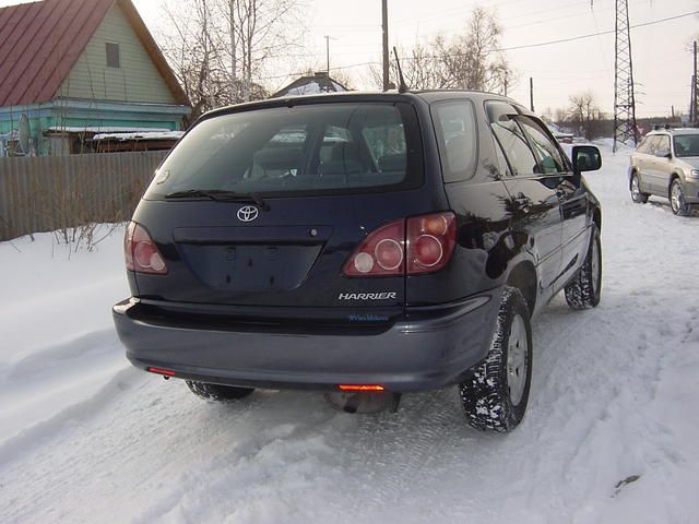 1998 Toyota Harrier