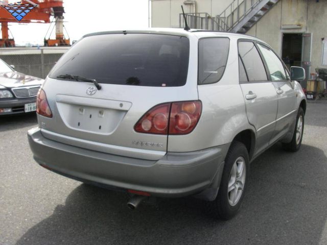 1998 Toyota Harrier