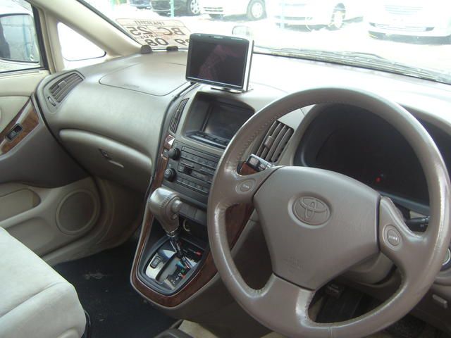 1998 Toyota Harrier