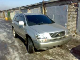 1998 Toyota Harrier