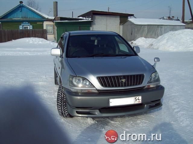 1998 Toyota Harrier