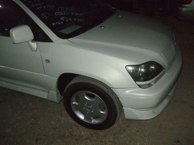 1998 Toyota Harrier