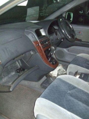 1998 Toyota Harrier