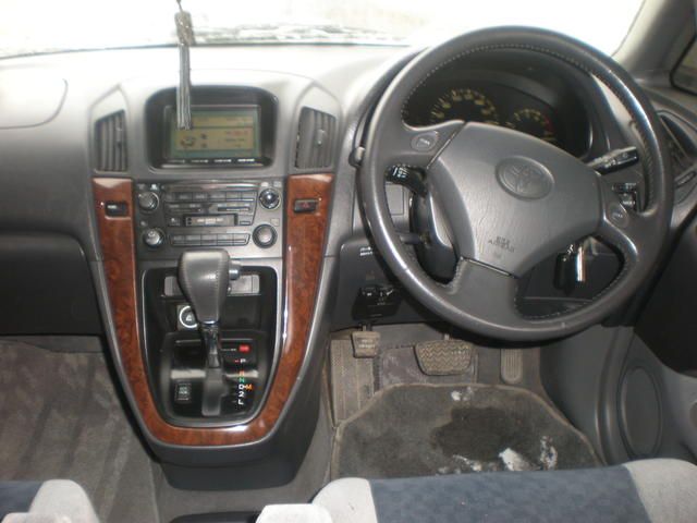 1998 Toyota Harrier