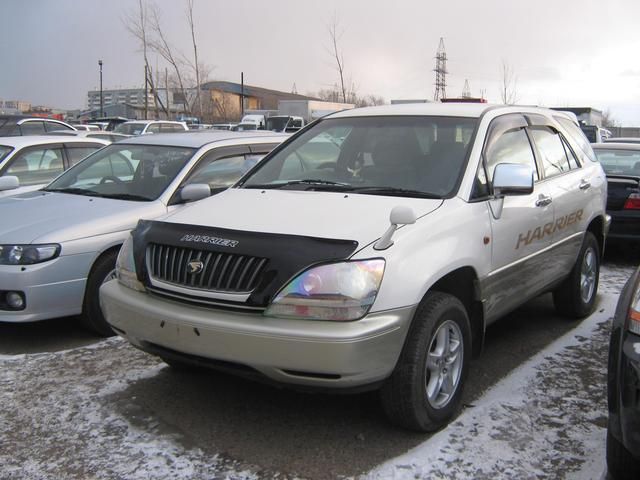 1998 Toyota Harrier