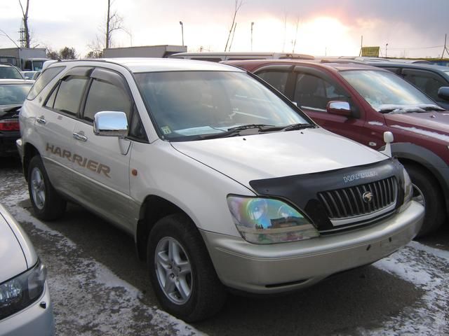 1998 Toyota Harrier