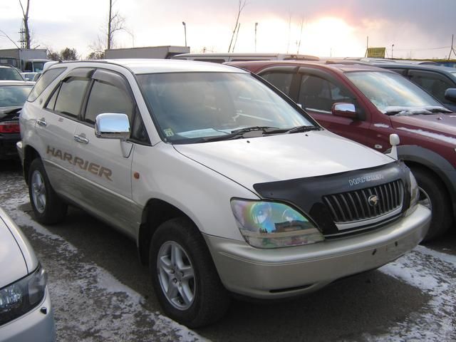 1998 Toyota Harrier