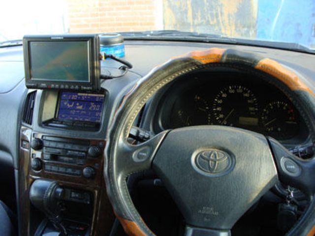 1998 Toyota Harrier