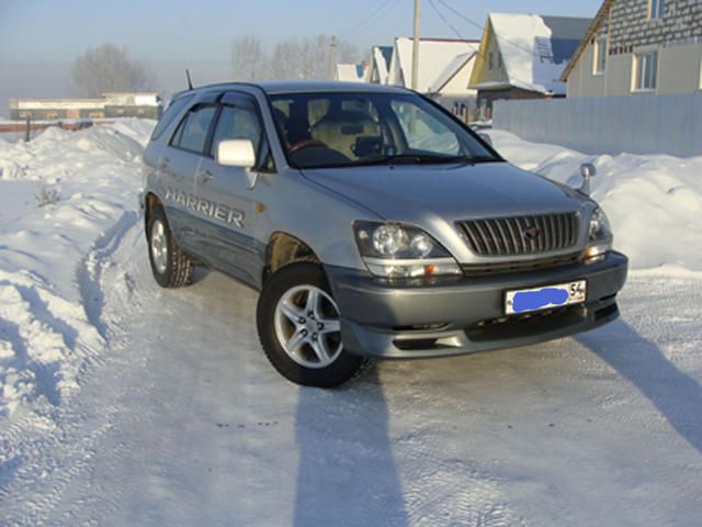 1998 Toyota Harrier