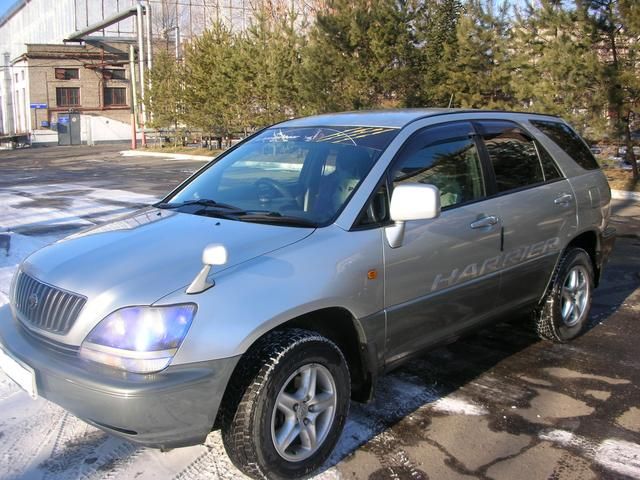 1998 Toyota Harrier