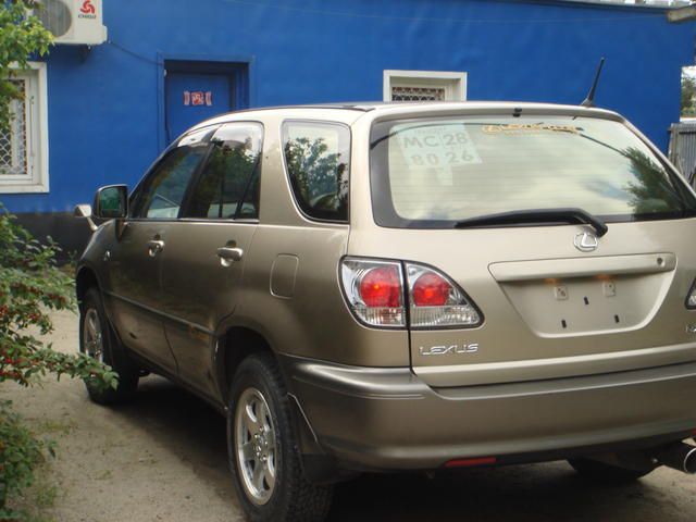 1998 Toyota Harrier