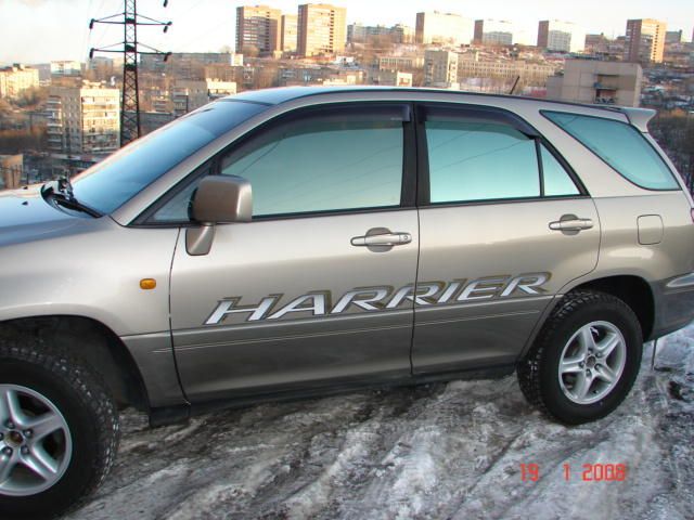 1998 Toyota Harrier