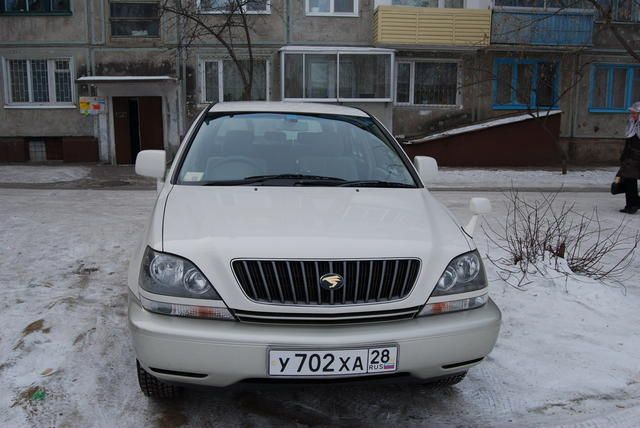 1998 Toyota Harrier