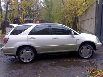 1998 Toyota Harrier