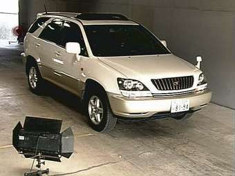 1998 Toyota Harrier