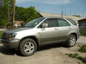 1998 Toyota Harrier