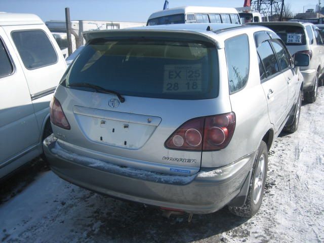 1998 Toyota Harrier