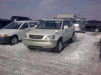 1998 Toyota Harrier