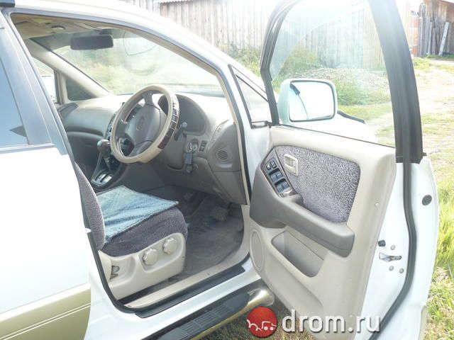 1998 Toyota Harrier