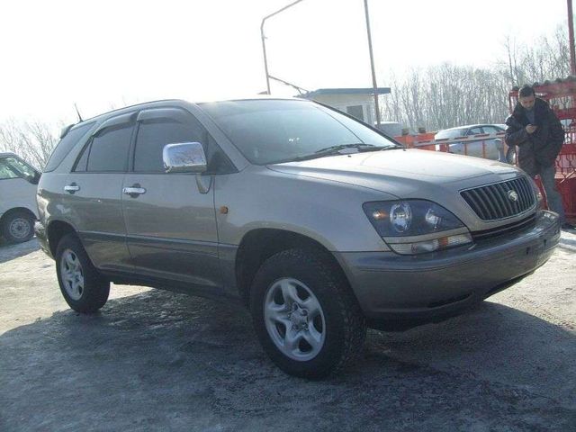 1998 Toyota Harrier