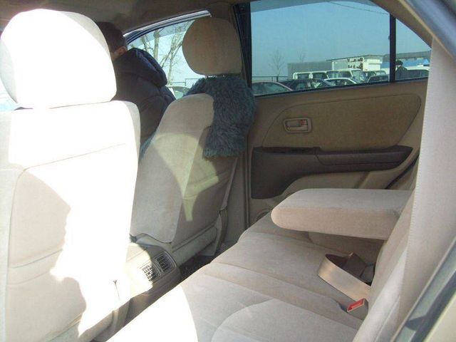 1998 Toyota Harrier
