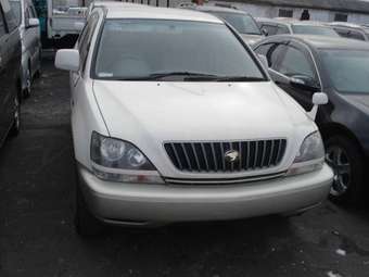 1998 Toyota Harrier