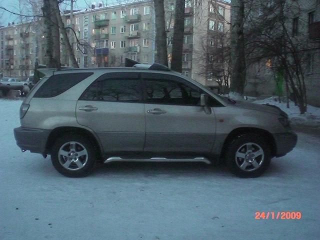 1998 Toyota Harrier