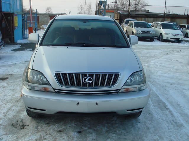 1998 Toyota Harrier