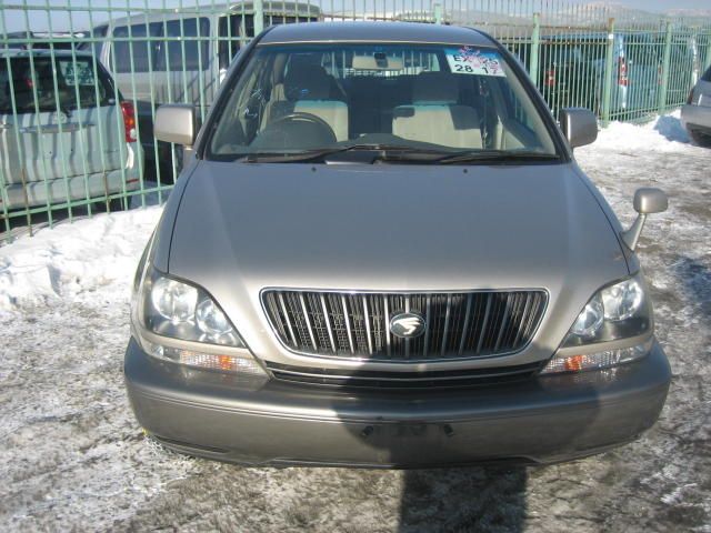 1998 Toyota Harrier