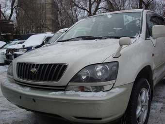 1998 Toyota Harrier