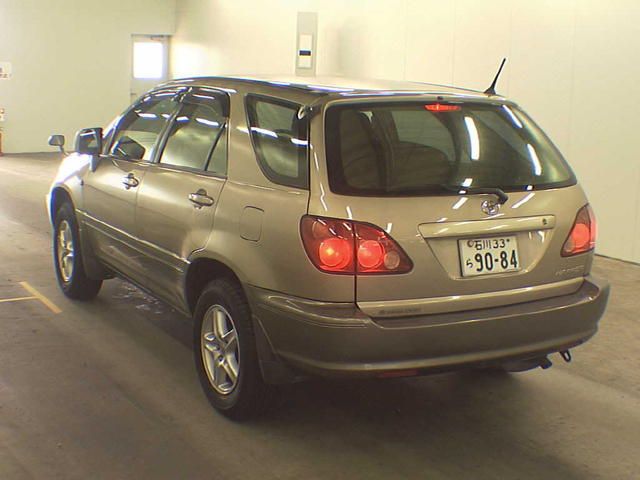 1998 Toyota Harrier