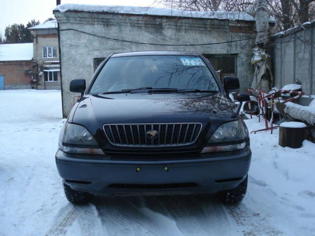 1998 Toyota Harrier