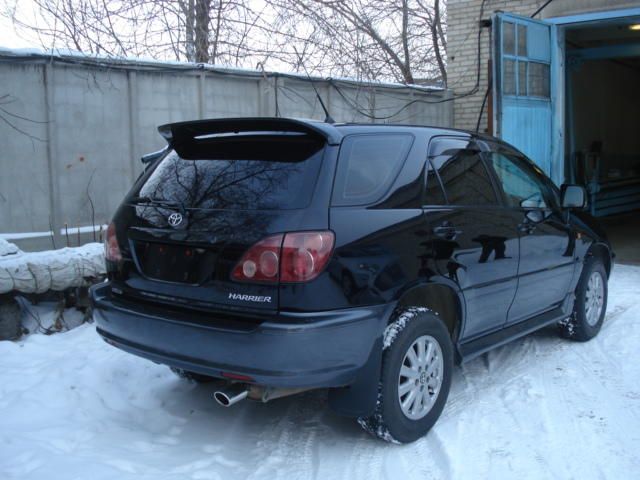 1998 Toyota Harrier